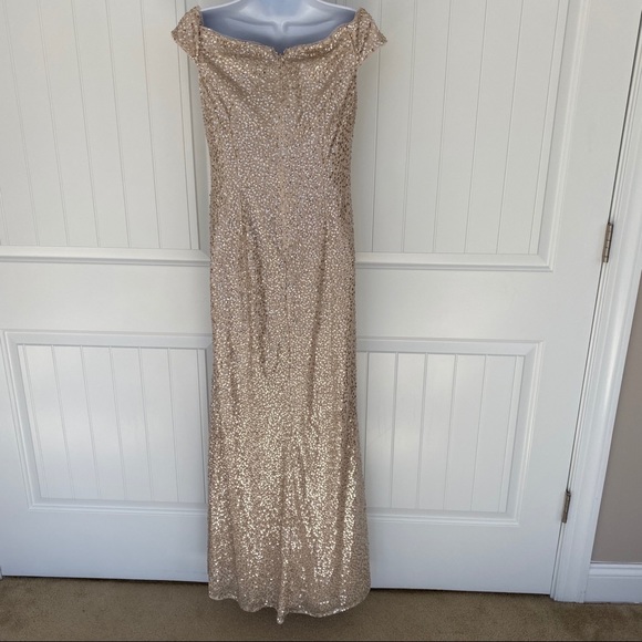 Adrianna Papell gold sequins formal gown - Picture 5 of 7